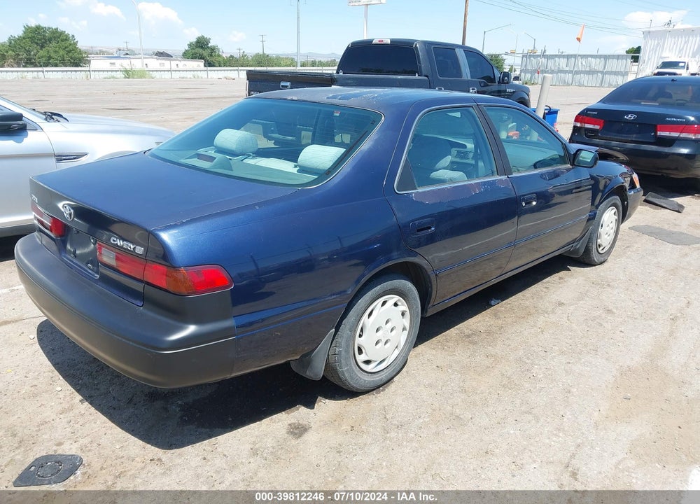 1998 TOYOTA CAMRY LE VIN: JT2BG22KXW0109727