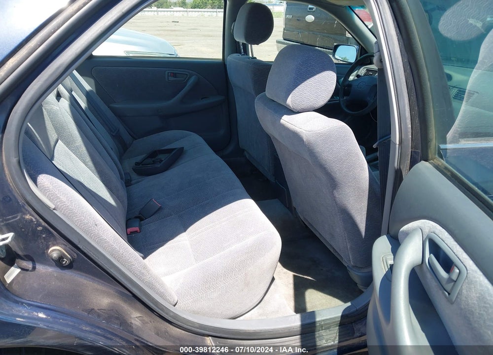 1998 TOYOTA CAMRY LE VIN: JT2BG22KXW0109727
