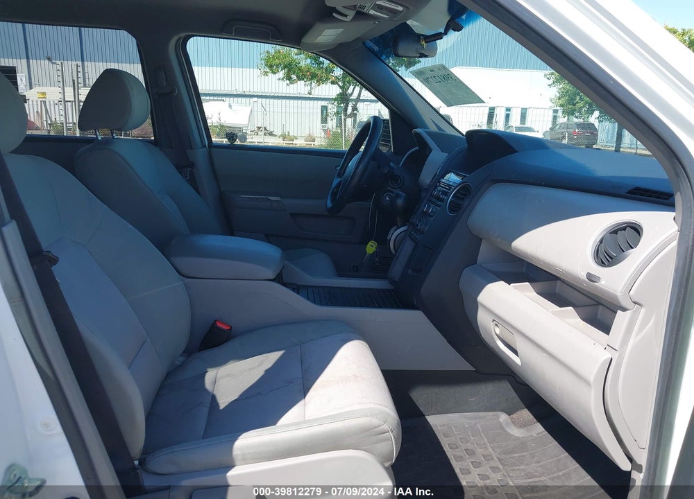 2013 HONDA PILOT EX VIN: 5FNYF4H4XDB005536