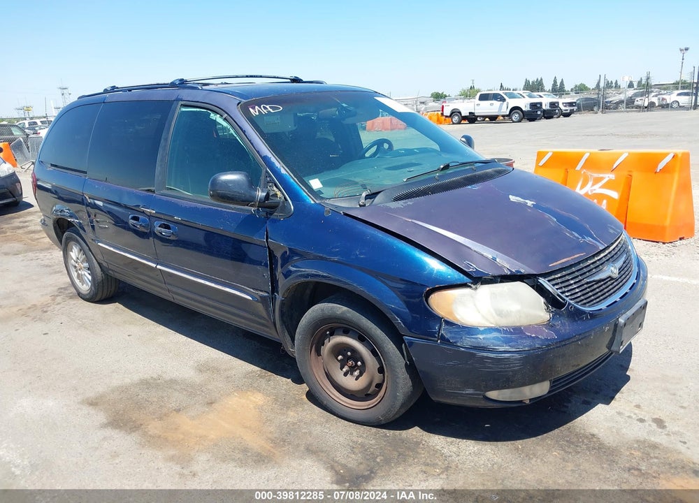 2001 CHRYSLER TOWN & COUNTRY LIMITED VIN: 2C8GP64L21R146018