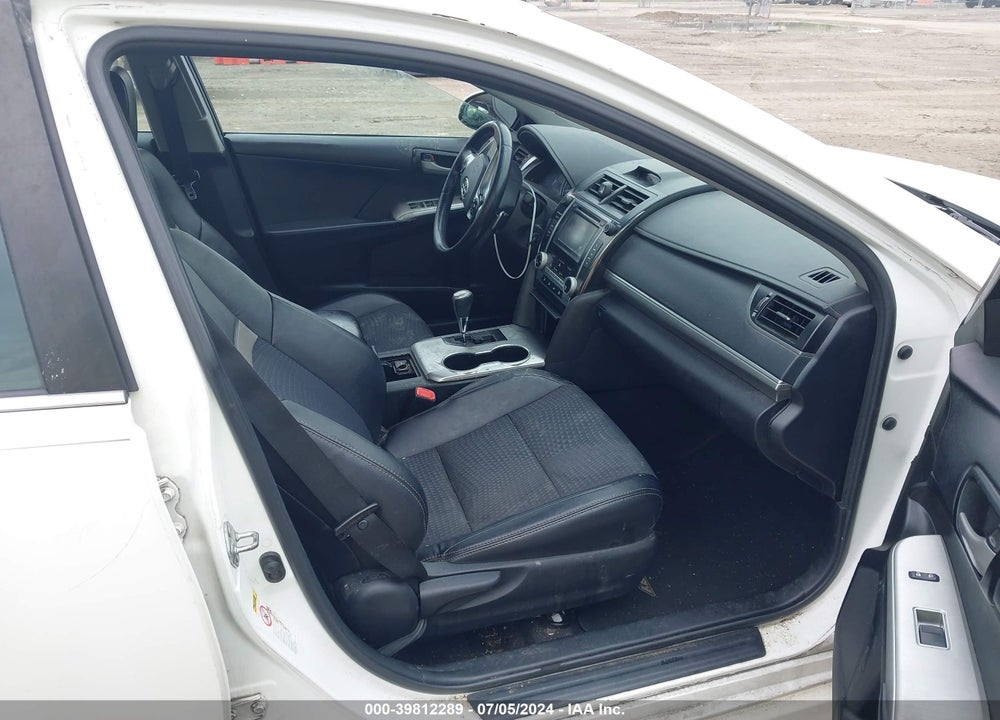 2013 TOYOTA CAMRY SE VIN: 4T1BF1FK5DU704632