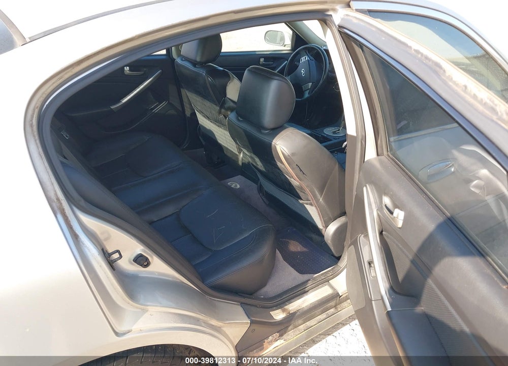 2004 INFINITI G35 VIN: JNKCV51E24M607942