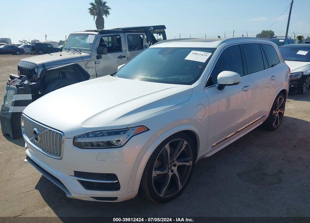 2017 VOLVO XC90 HYBRID T8 INSCRIPTION VIN: YV4BC0PL9H1140843