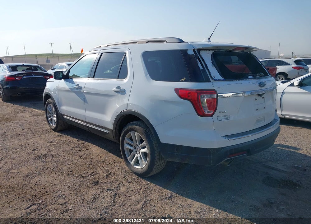 2018 FORD EXPLORER XLT VIN: 1FM5K8D83JGC15679