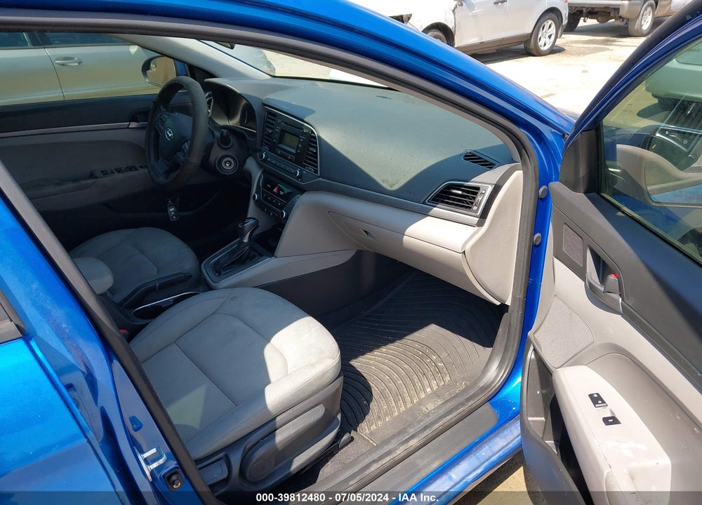 2017 HYUNDAI ELANTRA SE VIN: KMHD74LF9HU112266