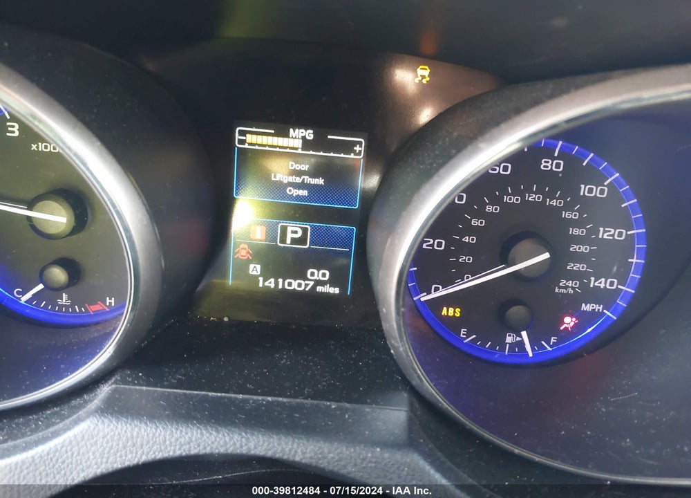 2015 SUBARU OUTBACK 2.5I LIMITED VIN: 4S4BSAJC5F3214552
