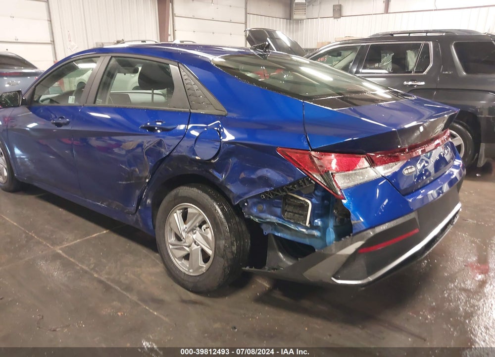 2024 HYUNDAI ELANTRA VIN: KMHLL4DG2RU685445