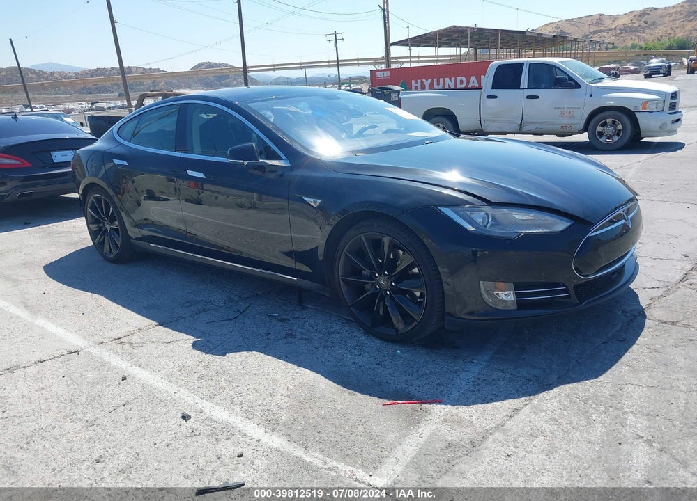 2014 TESLA MODEL S P85 VIN: 5YJSA1H16EFP43103