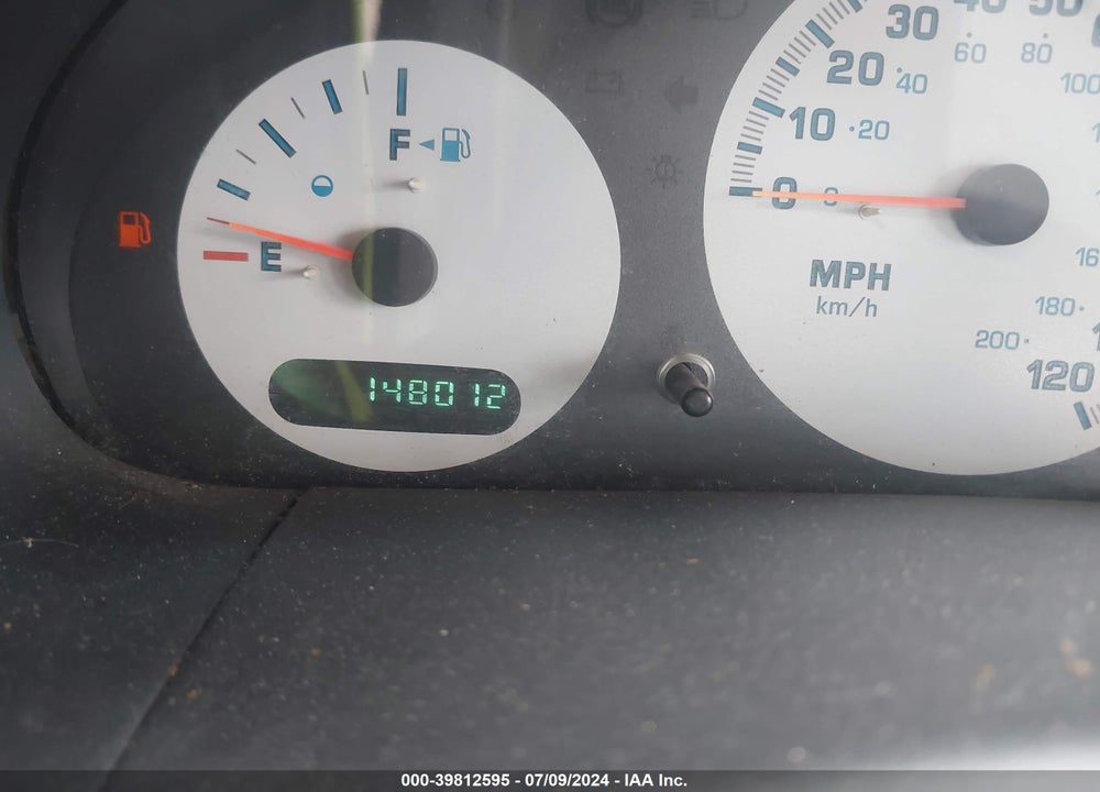 2002 DODGE CARAVAN SE VIN: 1B4GP25B22B740623
