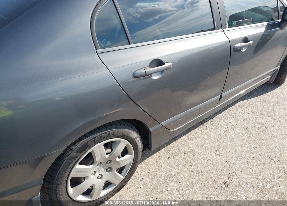 2010 HONDA CIVIC LX VIN: 2HGFA1F50AH570482
