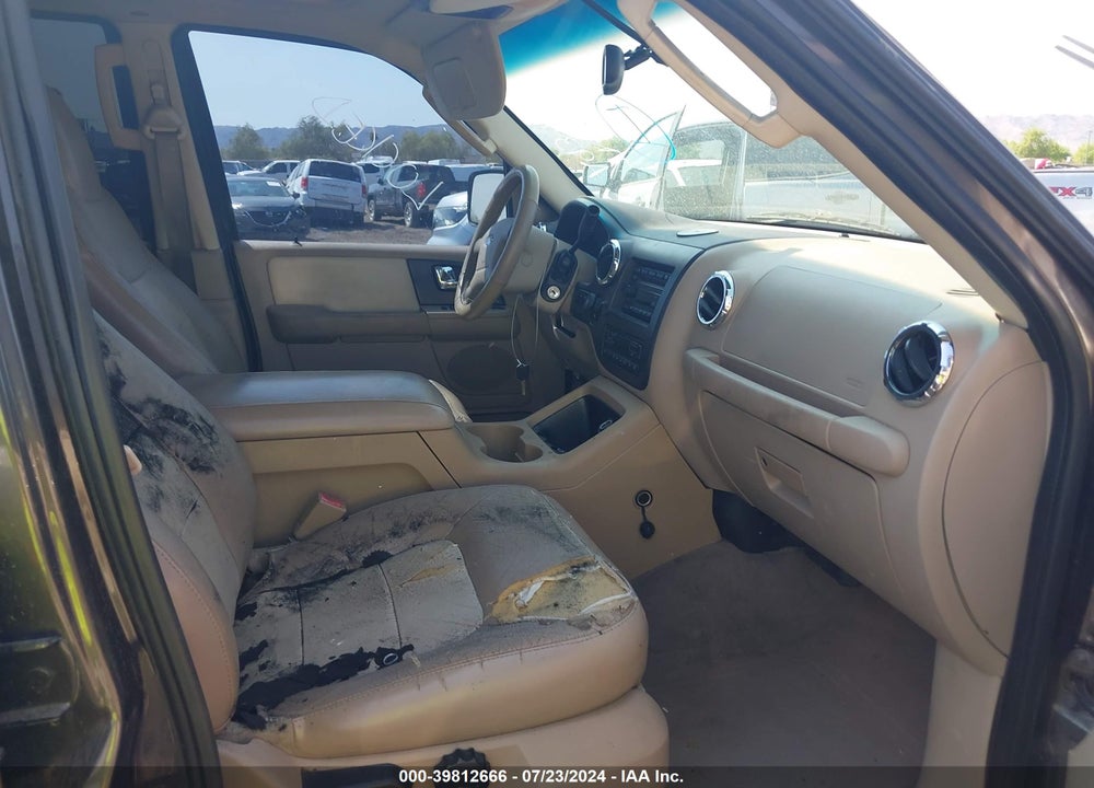 2005 FORD EXPEDITION EDDIE BAUER/KING RANCH VIN: 1FMFU18545LA93496
