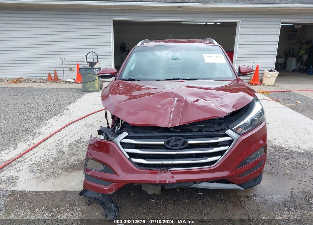 2018 HYUNDAI TUCSON SPORT VIN: KM8J3CAL7JU784107