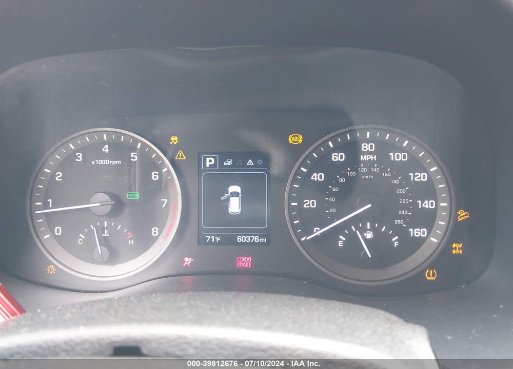 2018 HYUNDAI TUCSON SPORT VIN: KM8J3CAL7JU784107