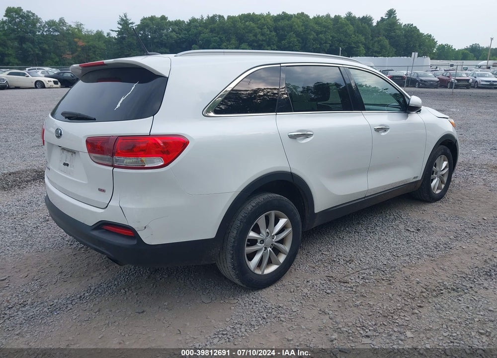2017 KIA SORENTO 2.4L LX VIN: 5XYPGDA39HG295406