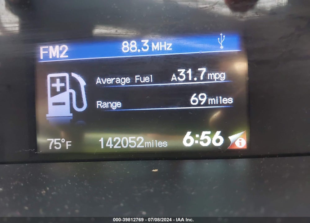 2014 HONDA CIVIC LX VIN: 19XFB2F52EE063229