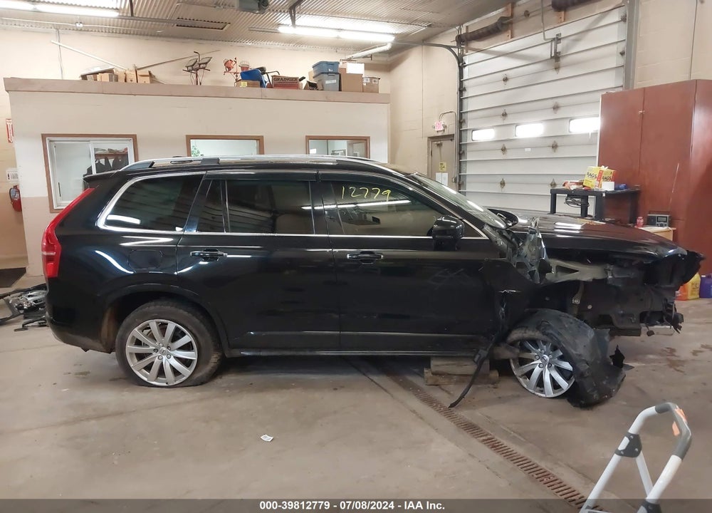 2017 VOLVO XC90 VIN: YV4A22PK5H1156040