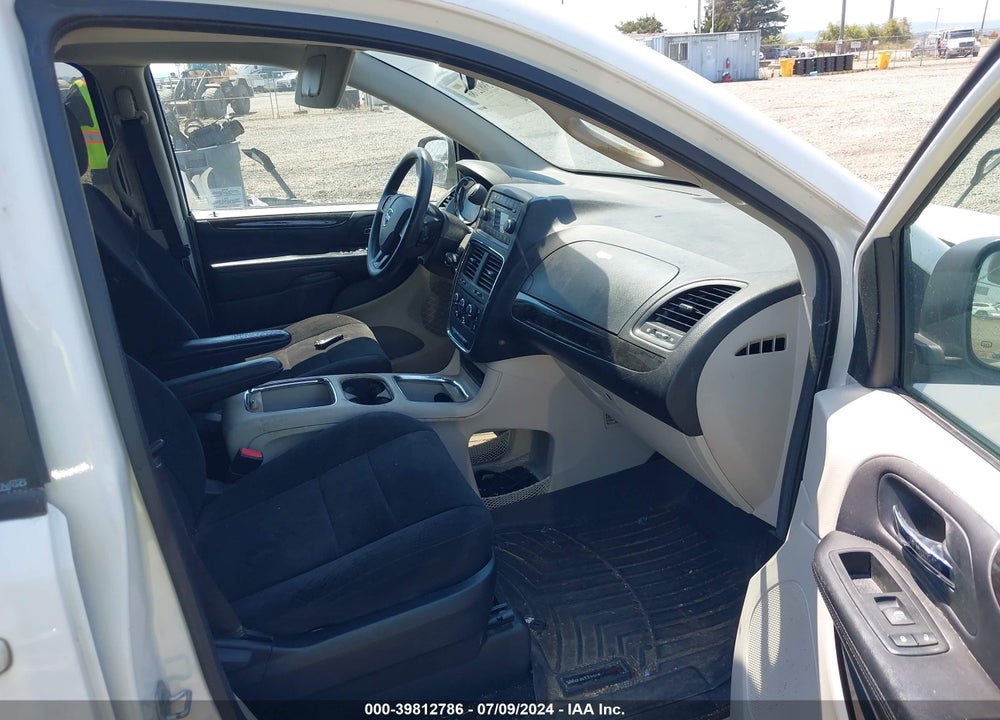 2012 DODGE GRAND CARAVAN SXT VIN: 2C4RDGCG5CR404435