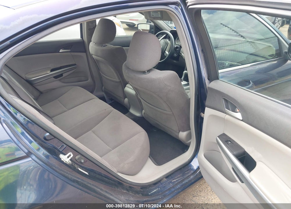 2008 HONDA ACCORD 2.4 EX VIN: JHMCP26708C021352