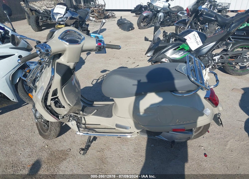 2023 VESPA GTS/SEI GIORNI 300 VIN: ZAPMD39MXP5100521
