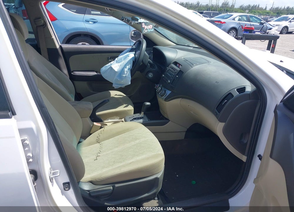 2010 HYUNDAI ELANTRA GLS VIN: KMHDU4AD2AU831407