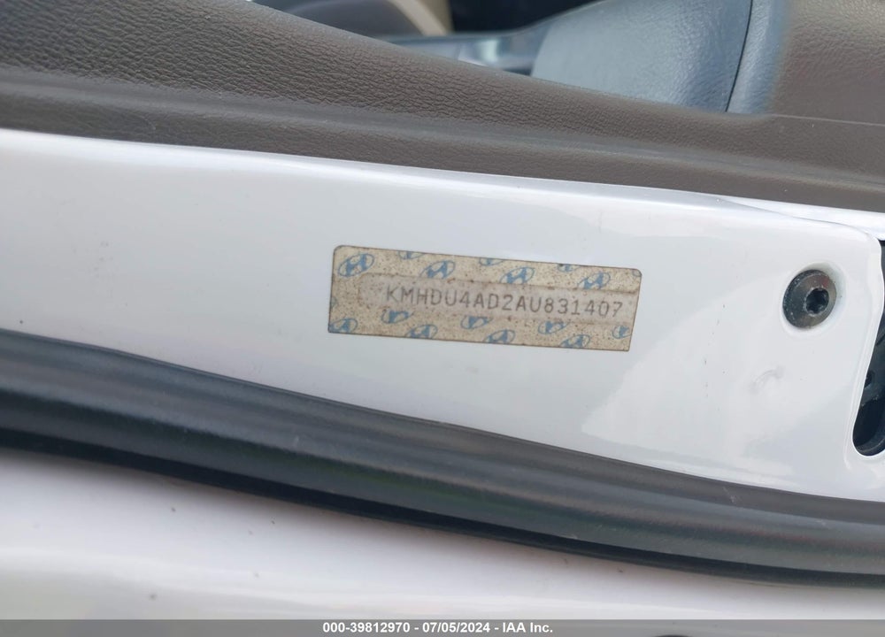 2010 HYUNDAI ELANTRA GLS VIN: KMHDU4AD2AU831407