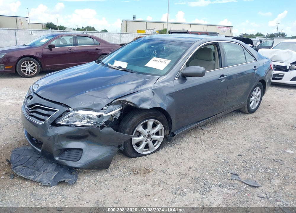 2011 TOYOTA CAMRY LE VIN: 4T1BF3EK5BU188198
