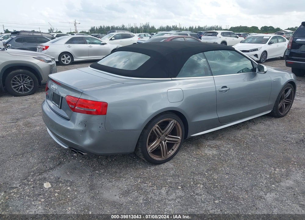2010 AUDI S5 3.0 PREMIUM PLUS VIN: WAUCGAFH1AN026250