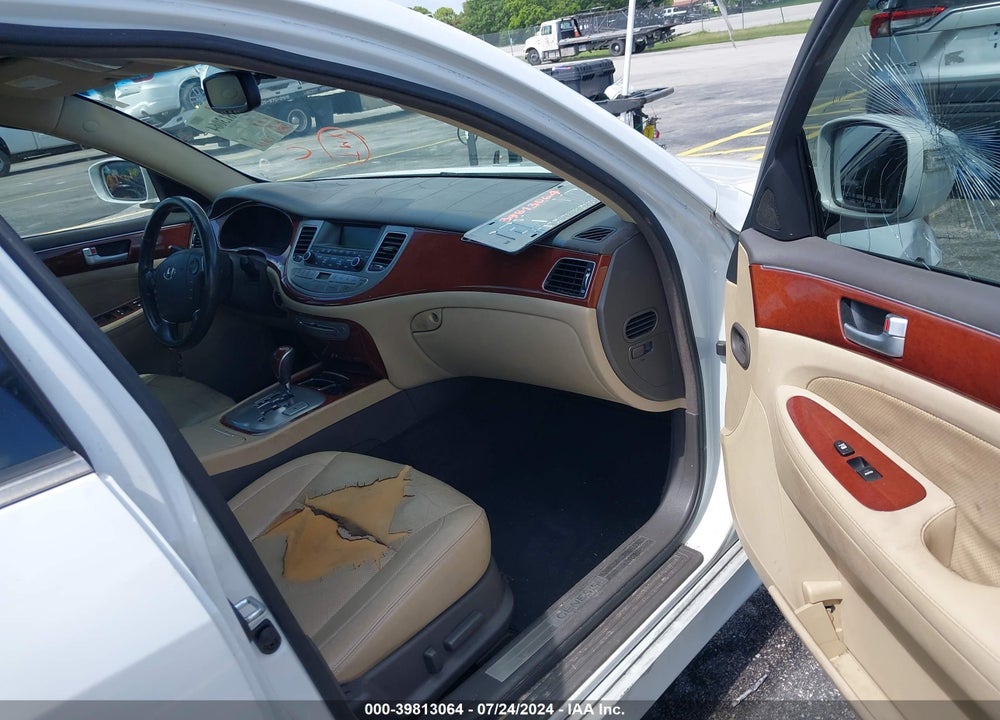 2012 HYUNDAI GENESIS 3.8 VIN: KMHGC4DD1CU178714