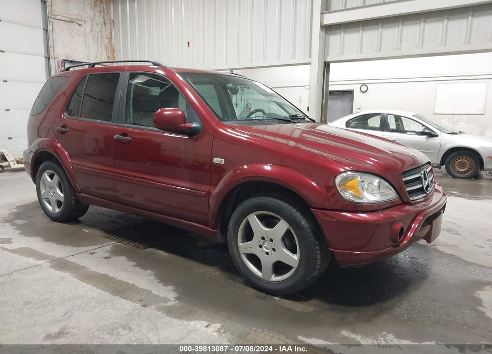 2000 MERCEDES-BENZ ML 55 AMG VIN: 4JGAB74EXYA160501