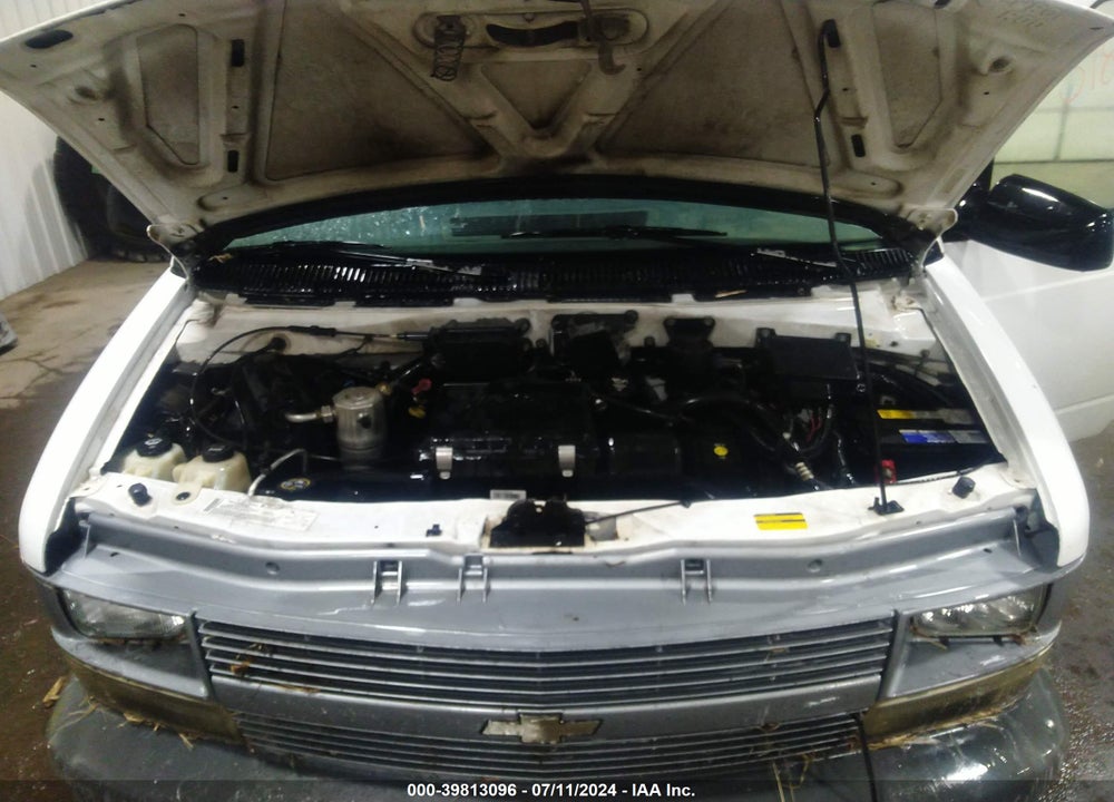 2005 CHEVROLET ASTRO VIN: 1GCDL19X15B132291