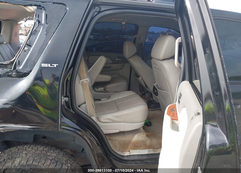 2008 GMC YUKON SLT VIN: 1GKFK13058R235429