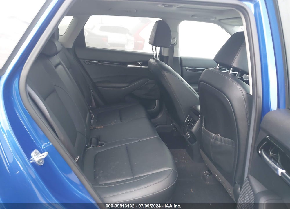 2021 KIA SELTOS EX VIN: KNDERCAA1M7096335