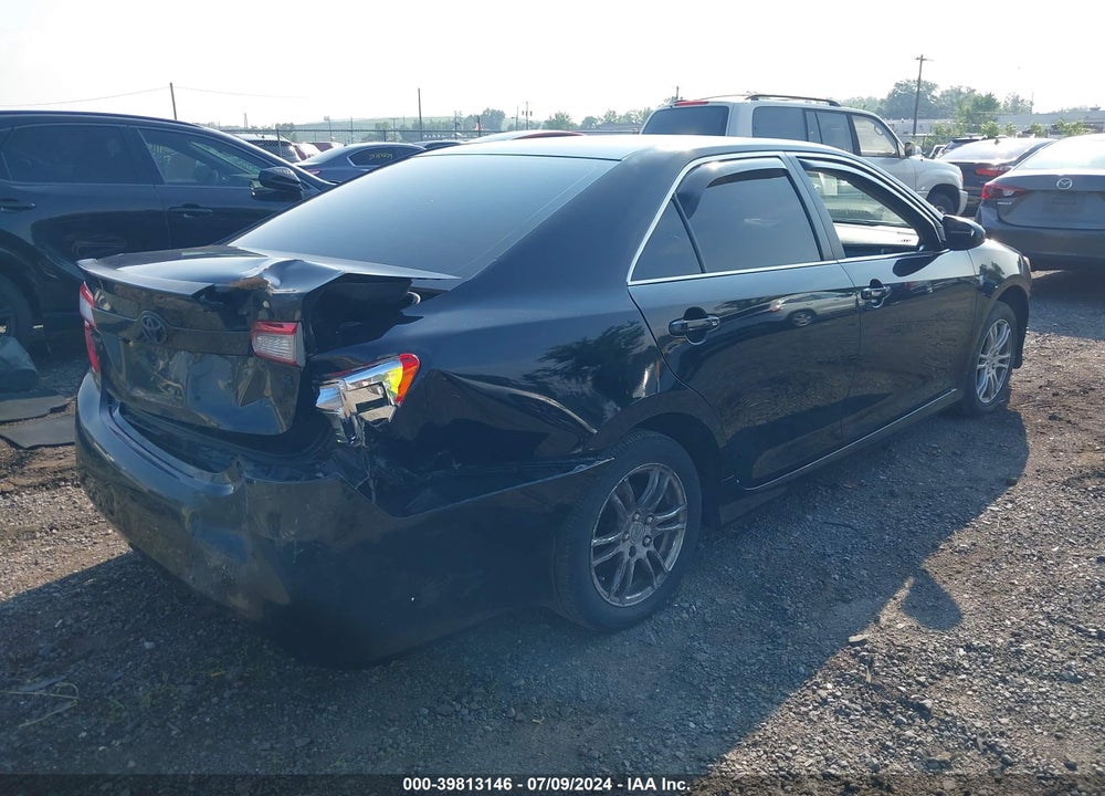 2012 TOYOTA CAMRY SE VIN: 4T1BF1FK9CU083880