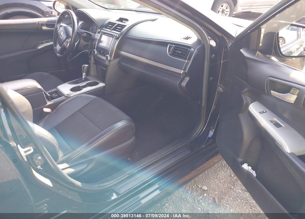 2012 TOYOTA CAMRY SE VIN: 4T1BF1FK9CU083880