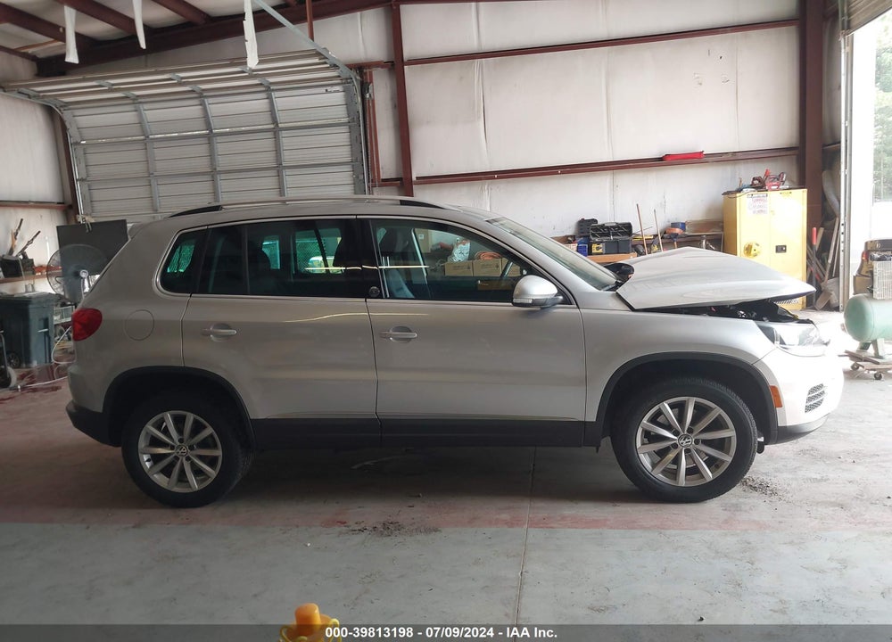2017 VOLKSWAGEN TIGUAN 2.0T WOLFSBURG EDITION VIN: WVGRV7AX5HW508983