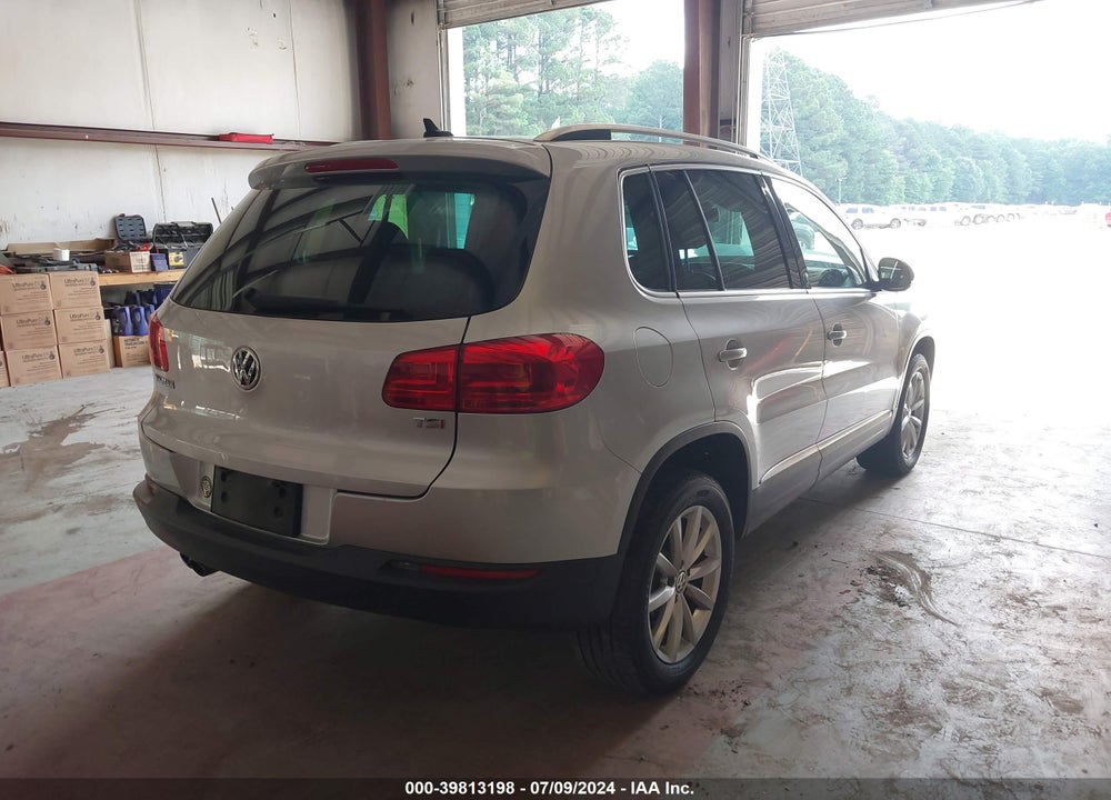 2017 VOLKSWAGEN TIGUAN 2.0T WOLFSBURG EDITION VIN: WVGRV7AX5HW508983