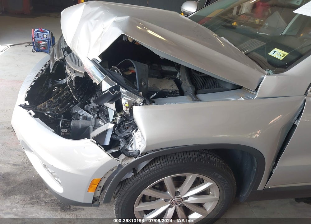 2017 VOLKSWAGEN TIGUAN 2.0T WOLFSBURG EDITION VIN: WVGRV7AX5HW508983