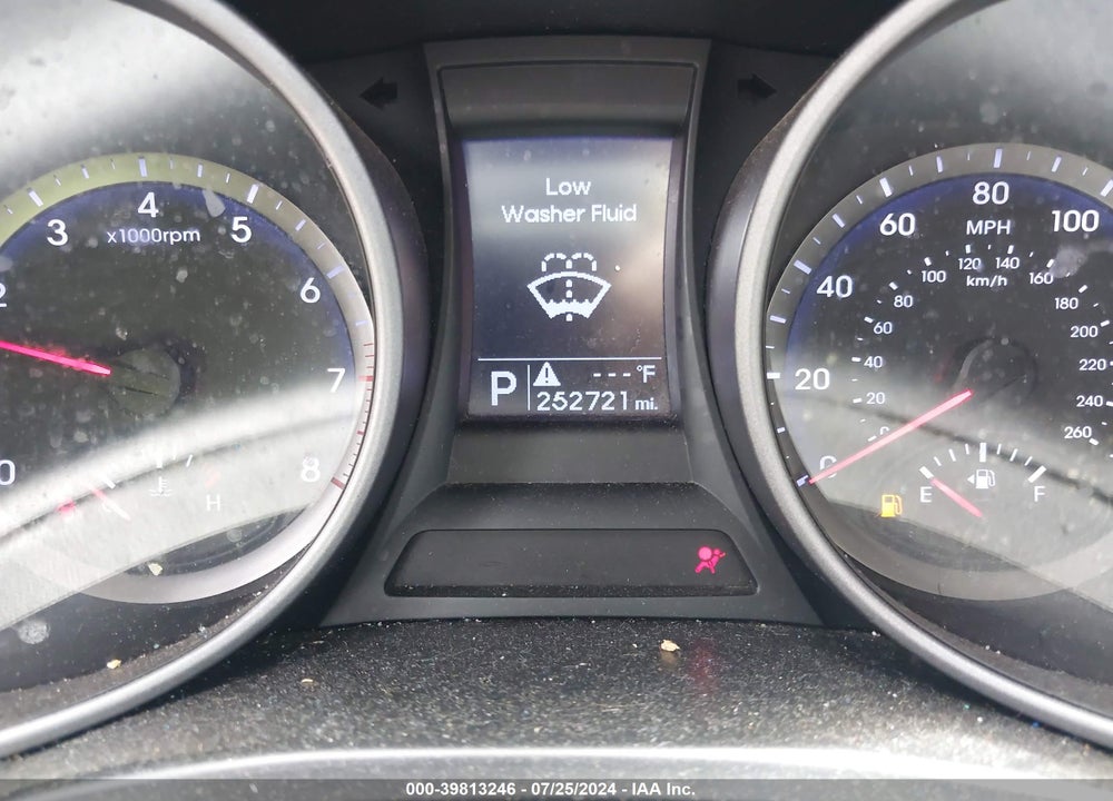2013 HYUNDAI SANTA FE GLS VIN: KM8SM4HF6DU003217