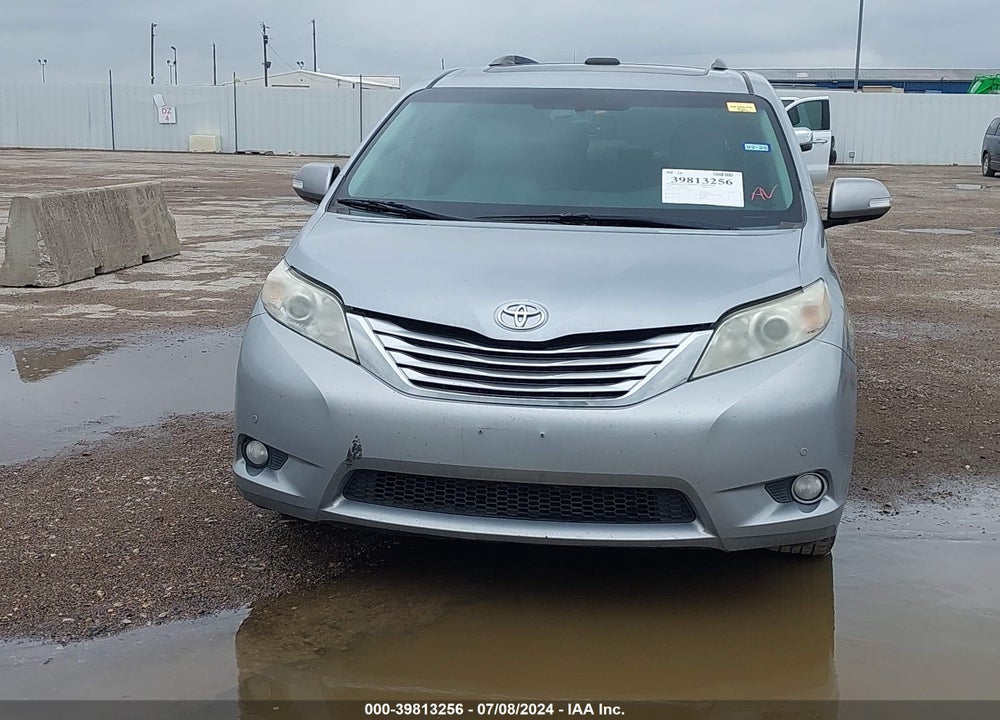 2014 TOYOTA SIENNA LIMITED V6 7 PASSENGER VIN: 5TDYK3DCXES412398