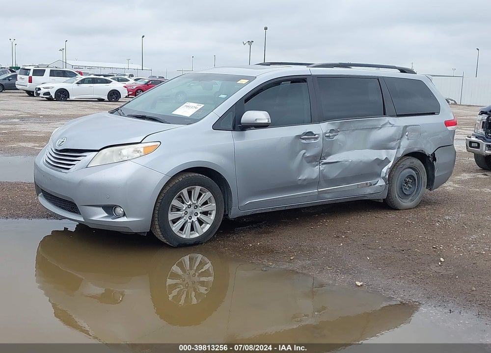 2014 TOYOTA SIENNA LIMITED V6 7 PASSENGER VIN: 5TDYK3DCXES412398