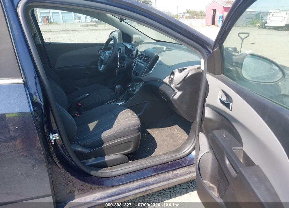 2016 CHEVROLET SONIC VIN: 1G1JC6SB3G4117886