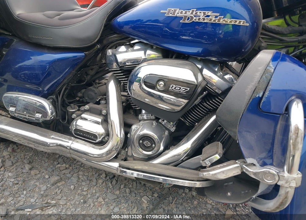 2017 HARLEY-DAVIDSON FLHXS STREET GLIDE SPECIAL VIN: 1HD1KRC1XHB622823