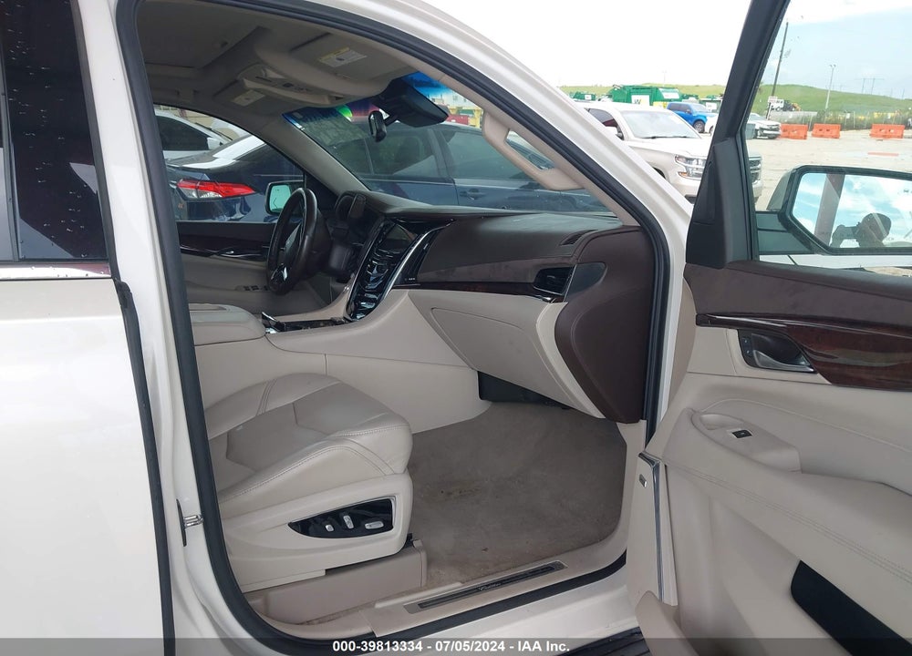 2015 CADILLAC ESCALADE LUXURY VIN: 1GYS4BKJXFR297114
