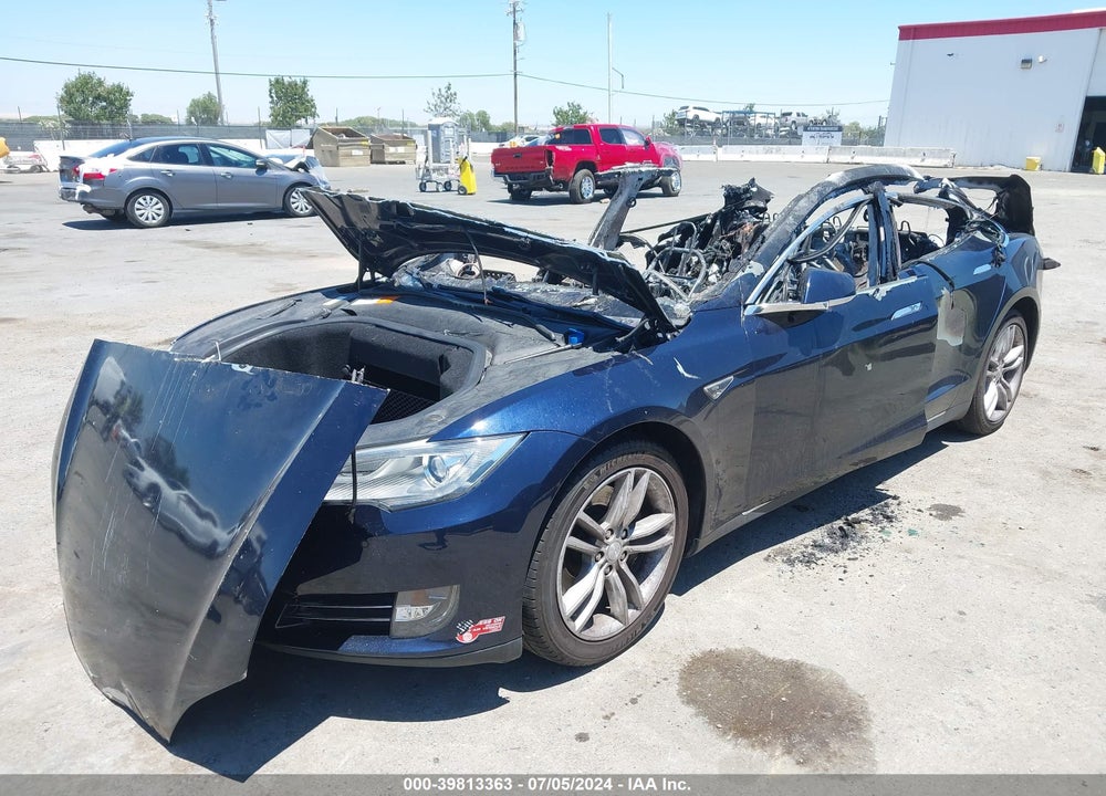 2013 TESLA MODEL S VIN: 5YJSA1DN7DFP27211