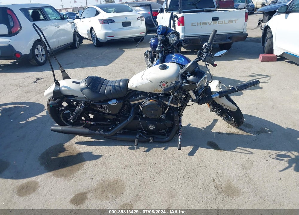 2022 HARLEY-DAVIDSON XL883 N VIN: 1HD4LE229NB411962