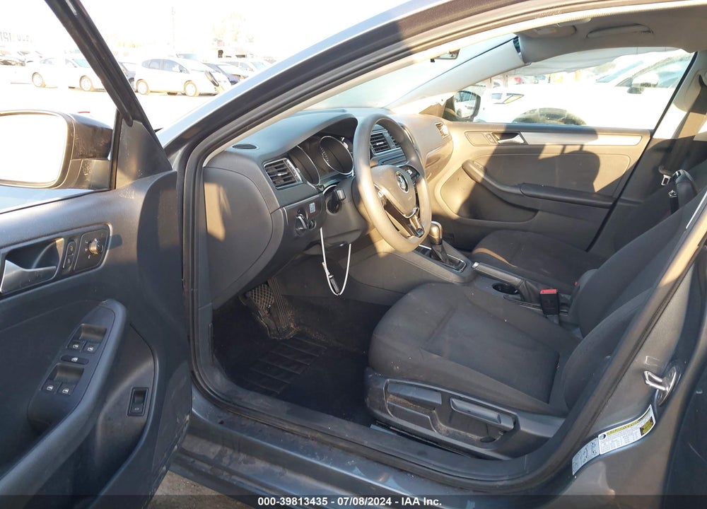 2015 VOLKSWAGEN JETTA 2.0L TDI S VIN: 3VWLA7AJ3FM330924