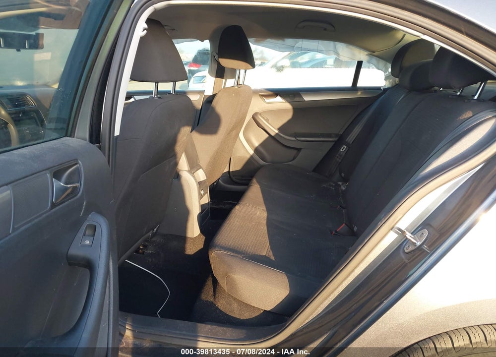 2015 VOLKSWAGEN JETTA 2.0L TDI S VIN: 3VWLA7AJ3FM330924