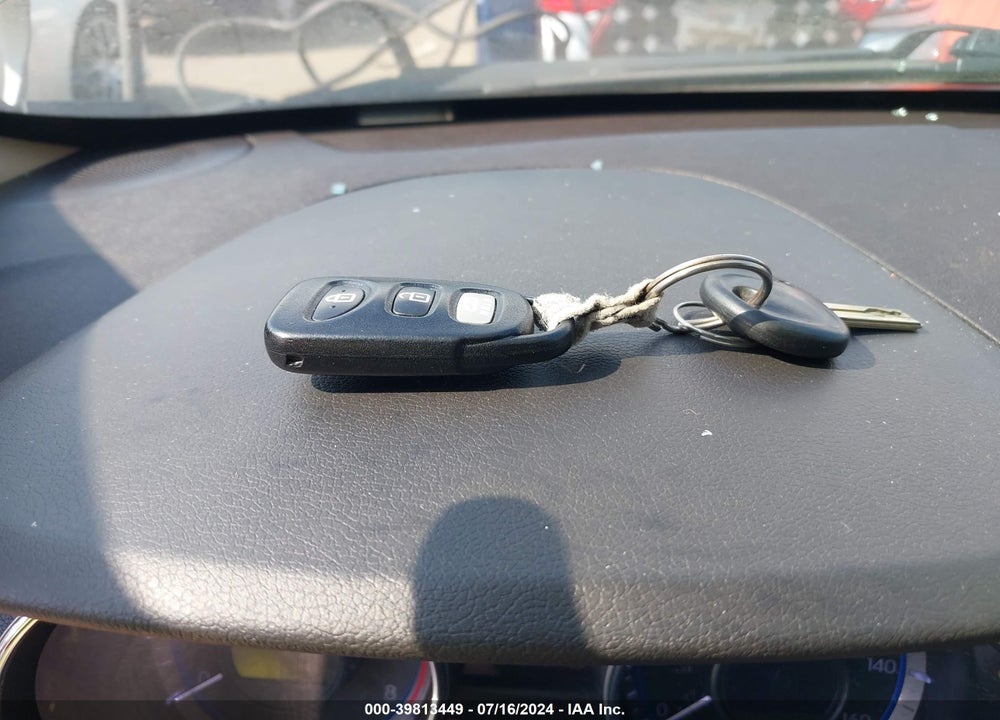 2013 HYUNDAI SONATA GLS VIN: 5NPEB4AC3DH727190