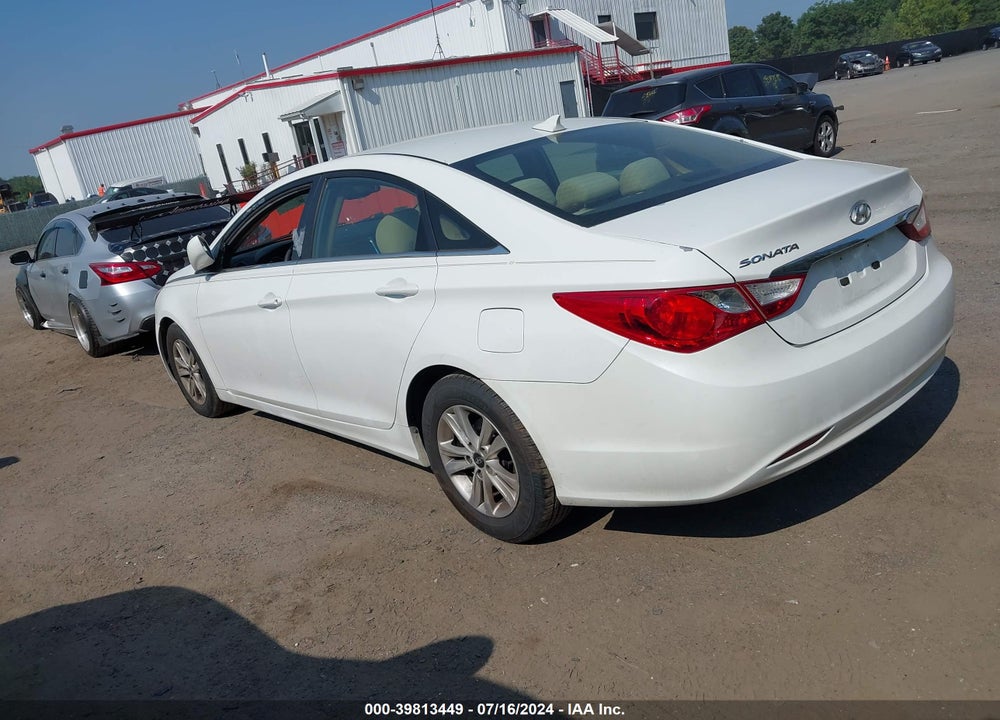 2013 HYUNDAI SONATA GLS VIN: 5NPEB4AC3DH727190