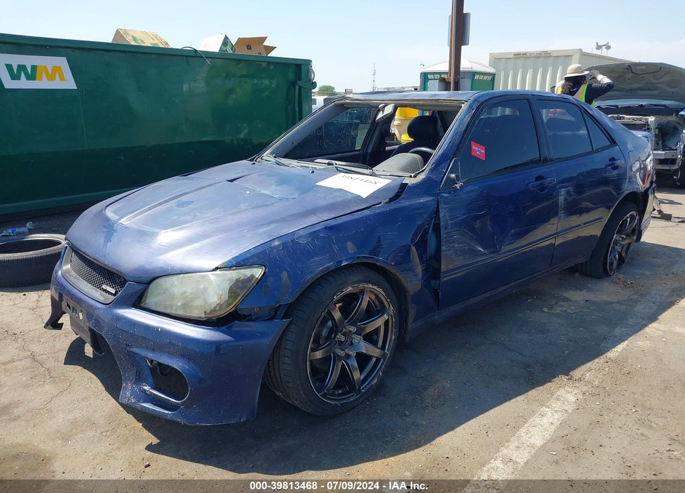 2001 LEXUS IS 300 VIN: JTHBD182410021619